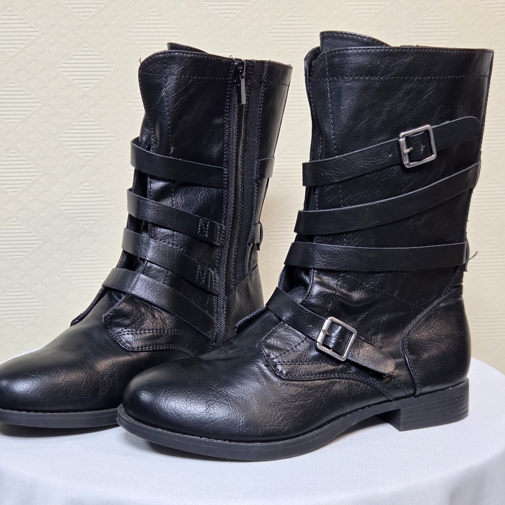 NWOT Torrid Mid Shaft Buckle Bootie - Faux Leather Black (WW) Size-8WW - Picture 2 of 13